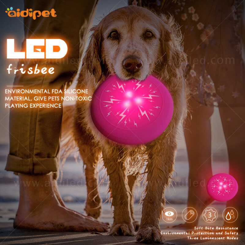 Pet Dog Toys Led Flashing Light up Dog Flying  Eco Friendly Silicone Disc Chasing Flying Chew Toy with Led