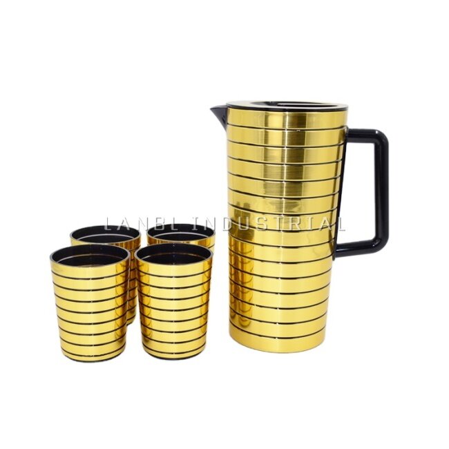 Customized 2.5L Gold Color Plastic Water Pitcher PP Insulated Water Jug Set with 4 Cups for Daily Life
