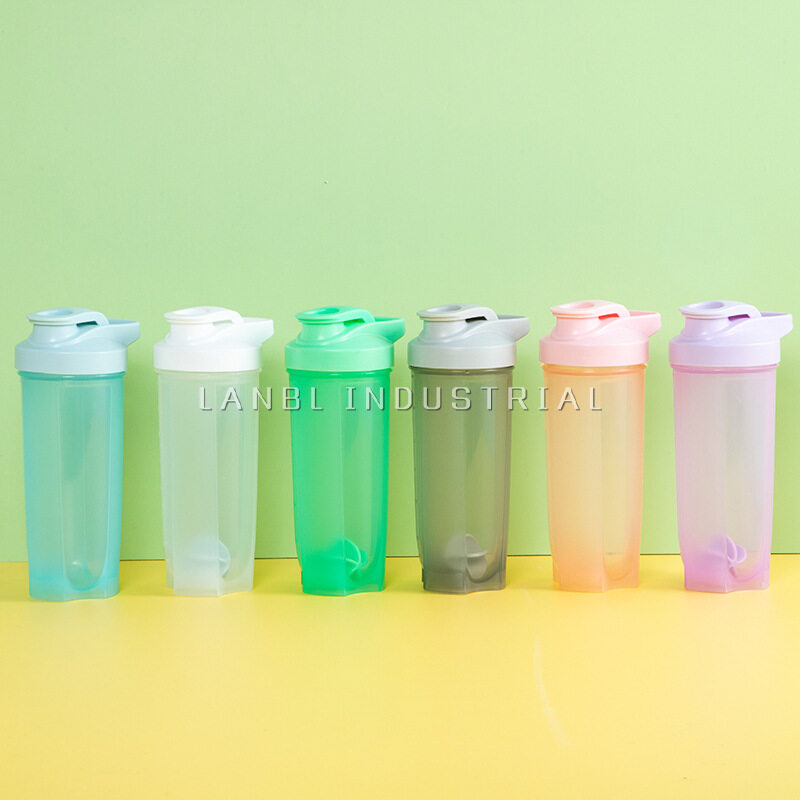700ML Candy Color Manufacturer Wholesale Direct Sales Fitness Sports Plastic Protein Powder Milkshake Cup