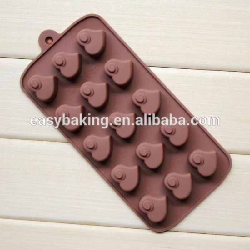 Amazon Hot Sale Inexpensive Hollow Chocolate Molds Filling