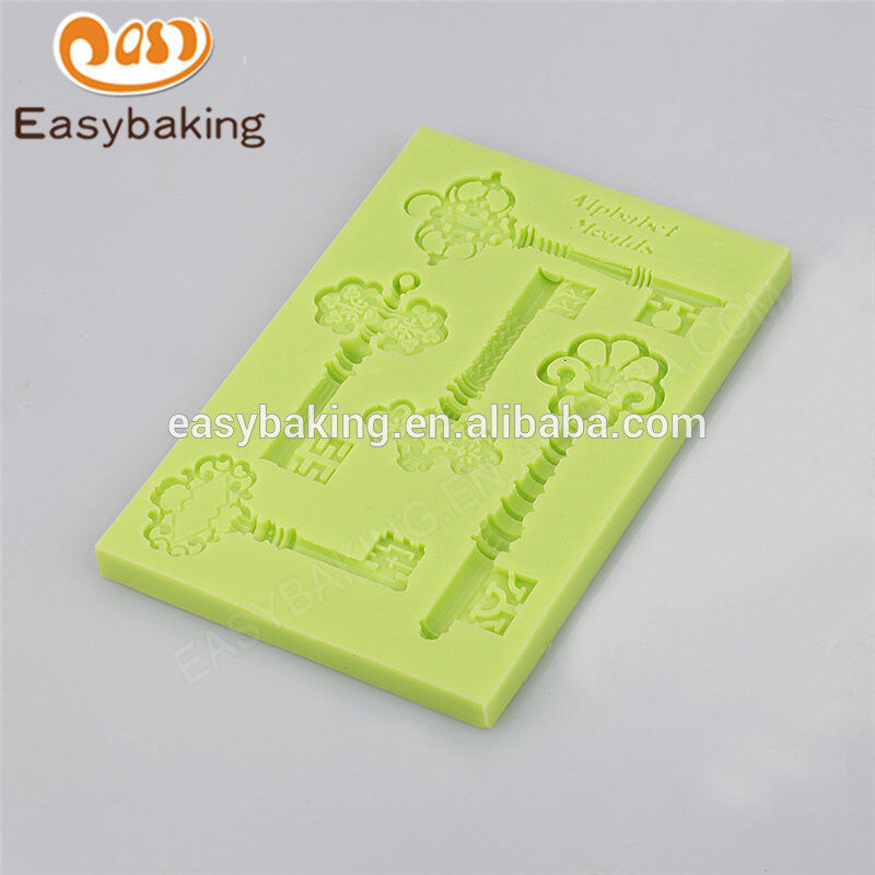 Wholesale 100% food grade new design customized silicone chocolate mold