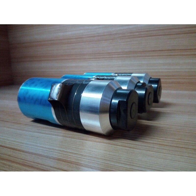 20khz 2000W ultrasonic plastic welding transducer with booster for PVC PE PP plastic welding machine