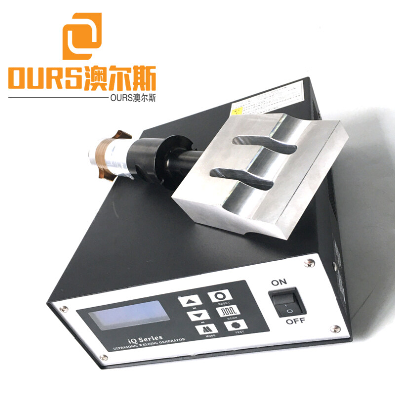20KHZ 2000W Ultrasonic welding generator and transducer for Disposable Hospital Ultrasonic Welding Face Mask Making Machine