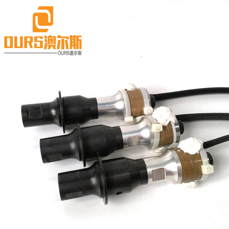 35KHZ 900W PZT8 High Frequency  Ultrasonic Welding Transducer For Welding Auto Parts Bumpers