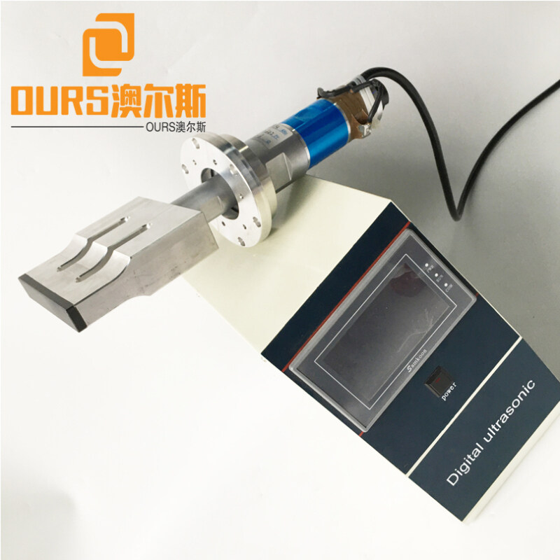 20KHZ 2000W Plastic Welding Generator Ultrasonic Machine For Disposable Surgical Medical Face Mask Welding Machine