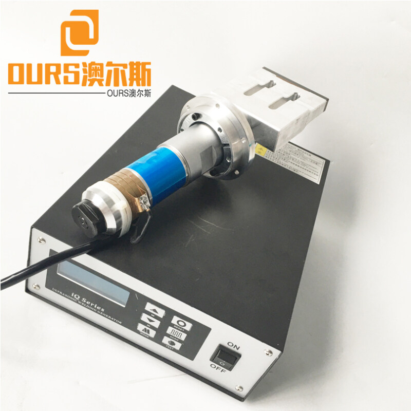 20KHZ 1500W Automatic Feeding Face Mask Earloop Welding Generator and Transducer and 110mm Horn