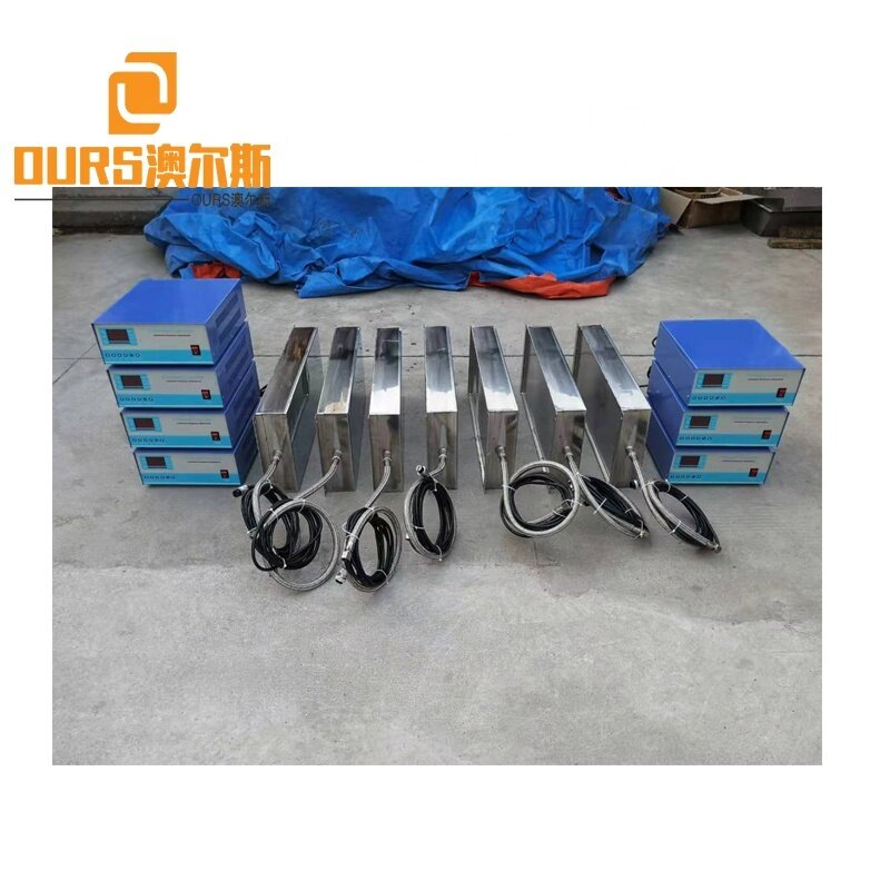 316 Stainless Steel Cleaning Ultrasonic Transducer Plate And 28K 2400W Digital Ultrasonic Generator For Industrial Die Cleaning
