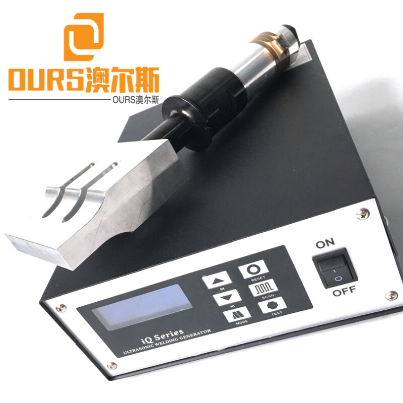 20KHZ 2000W Ultrasonic Welding generator And Transducer And Horn for Ultrasonic Face Mask Ear-Loop Welding Machine