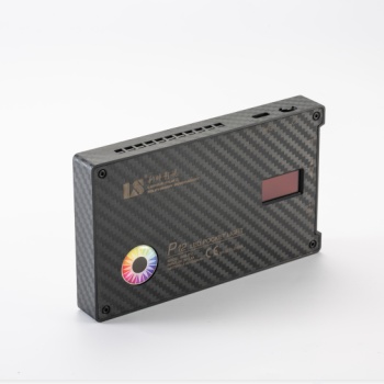 Карманный полноцветный светодиодный светильник Vloggears RGB-P12 с подсветкой RGB Light удобен в переноске