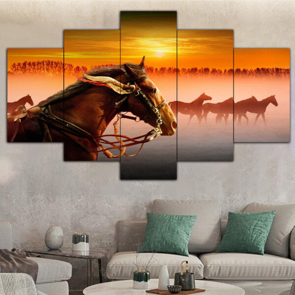 Painted canvas painting 5 sets of combination painting horse group home decoration painting under the sunset