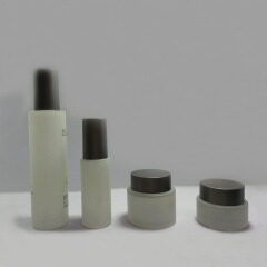 wholesale hot sale cosmetics face cream glass bottles and matte frosted glass cream jar