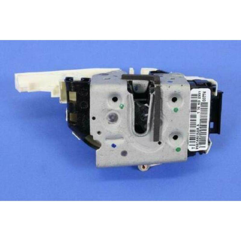 Lock Actuator  front right   68144016AA For Chrysler 300(13-15)Chrysler 300C(14-15)Dodge Journey(13-15)Jeep Cherokee(14-15)
