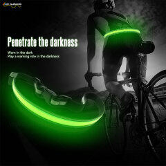 El LED ilumina el bolso de la cintura del deporte recargable USB de la correa para correr impermeable intermitente con cremallera
