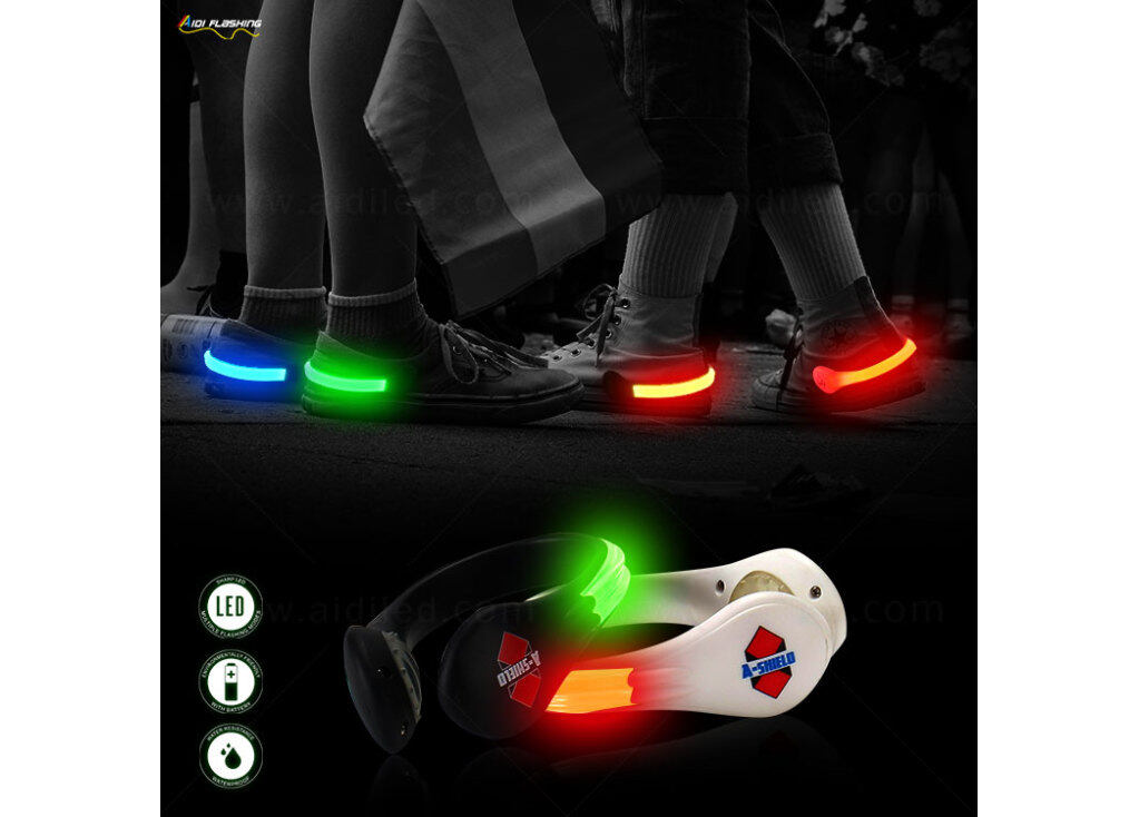 Use LED Shoe Clip Lights For Jogging