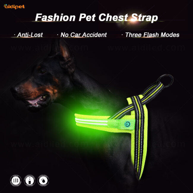 Manufacturer Wholesale Outdoor Nylon Adjustable Dog Harness Led Light  Harness Vest Light up for Dogs