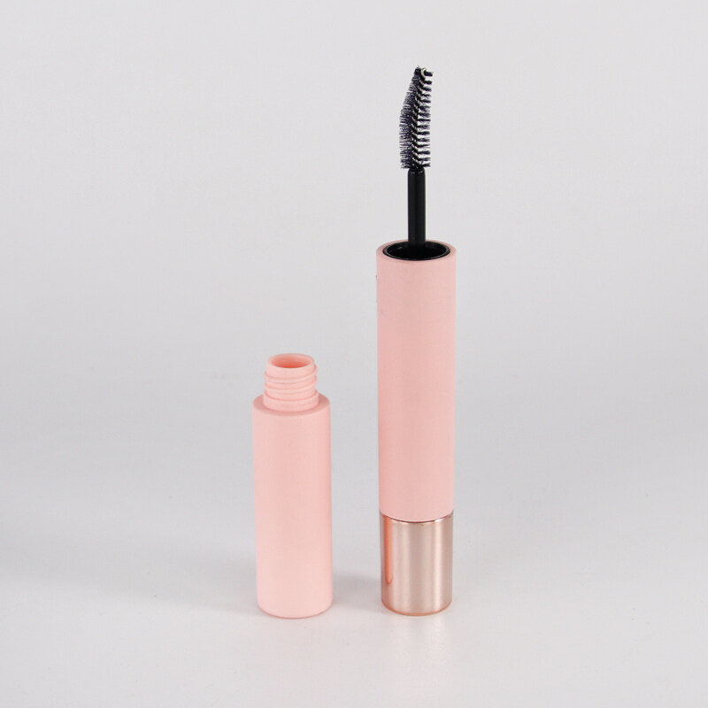 Customized color plastic eyelash brush bottle with bamboo and plastic lid