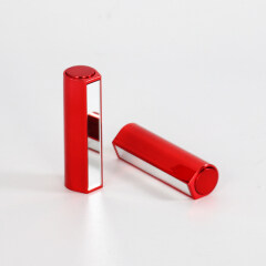 Luxuriöse rote leere Lippenstiftverpackung aus Kunststoff mit Spiegel