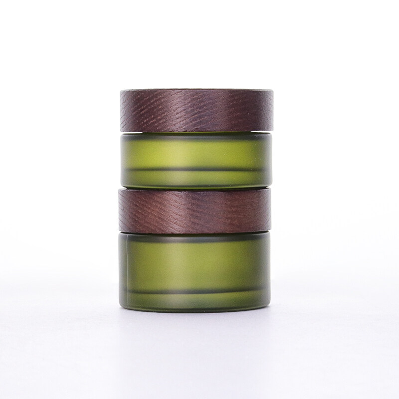 30ml 50ml 100ml 30g 50g olive green colored lotion bottles and jar with painting color ash tree wooden lid for cosmetic
