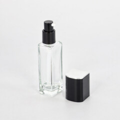 Wholesale 30ml clear glass lotion pump bottles square shape with black cap for skin care cosmetic packages
