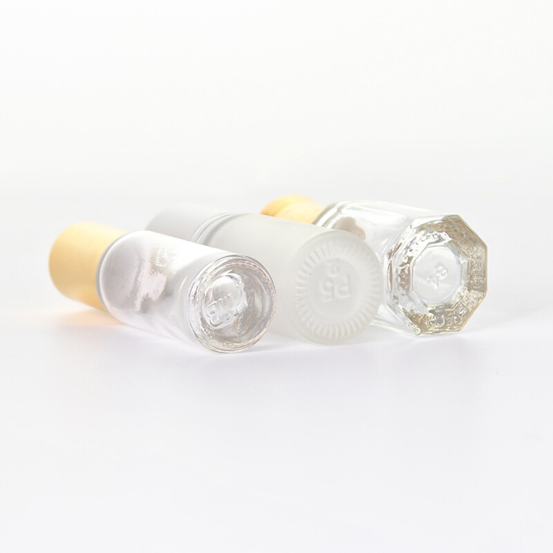Roller Ball Perfume Bottle Portable High-grade Exquisite Essential Oil Glass Empty Bottle