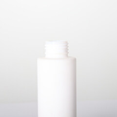 Wholesale Opal White Glass Bottle And Jar For Skincare, 10ml 30ml 50ml luxury white glass dropper serum bottle