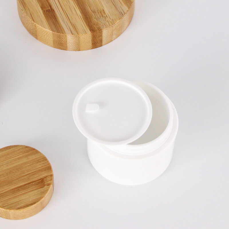 Hot 10ml 30ml 50ml 100ml 150ml 200ml 250ml white PP plastic cosmetic cream jar with bamboo wooden lid