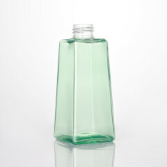 Hot selling plastic PETG material bottle150ml capacity plastic bottles for skin care shampoo personal care