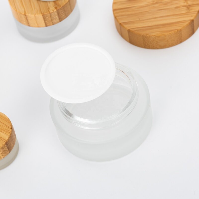 natural and evirnmental complete capacity cosmetic luxury face cream glass jars with bamboo lid