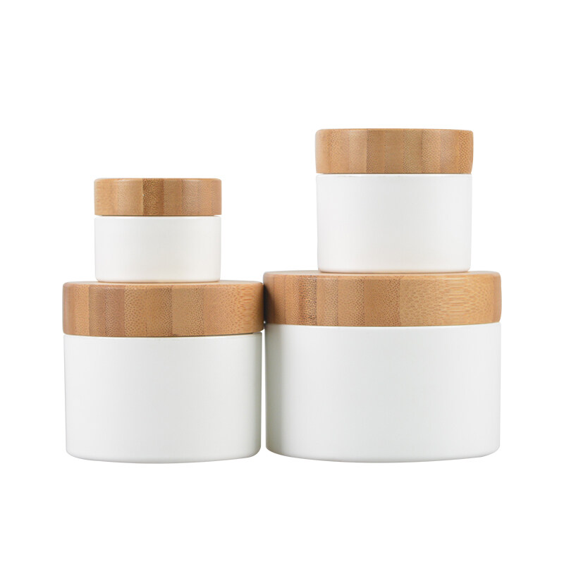 stock Wood cap PP Plastic body Cream container 10 20 30 50 100 200 250g Jar With Bamboo Lids