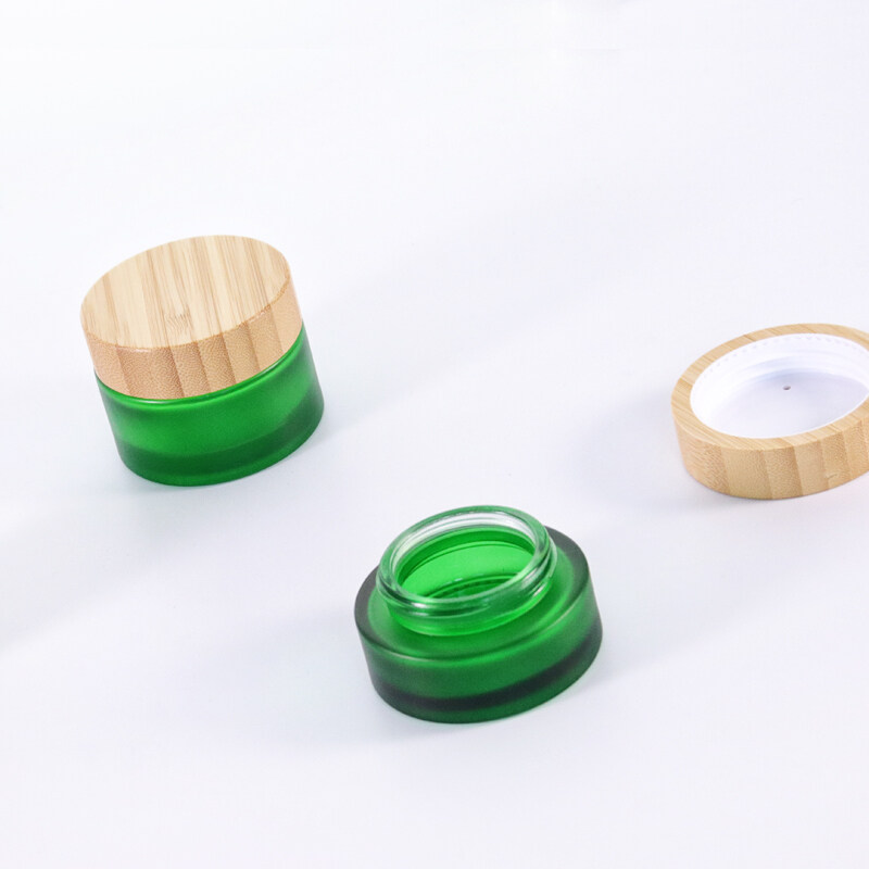 Cosmetic 5ml 15ml 30ml 50ml 100ml clear frosted glass jar with bamboo wood lid for body cream glass jar
