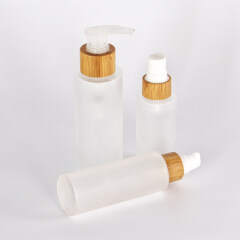 Frosted glass cosmetic bamboo cap bottle with spray glass pump bottles for cosmetics