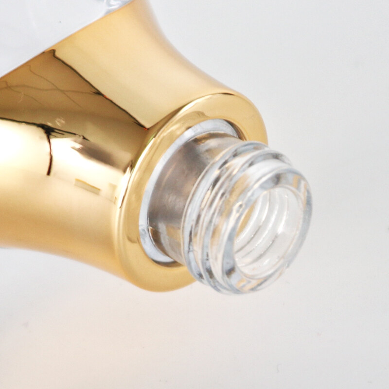 New prodcut 150ml toner bottle 120ml lotion bottle 50ml essential oil bottle with luxury golden cover