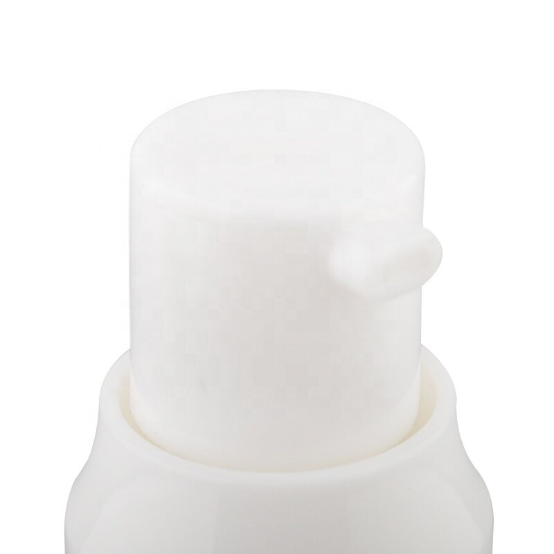 Wholesale family group skincare glass bottle and jar for cream with plastic cap