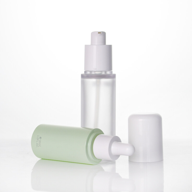 Hot selling painted green plastic skin care bottles with lotion pumps plastic droppers bottles with white cap cosmetic container