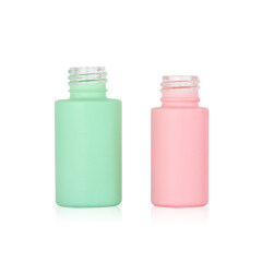15ml 20ml 30ml 40ml colorful pink blue flat cosmetic essential oil serum glass press pump dropper bottle