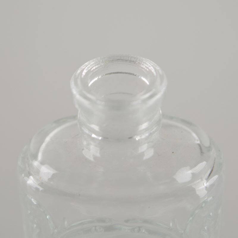 Customized blank cheap glass perfume bottle importer 35ml with good price quality with sprayer pump for girls men women pocket