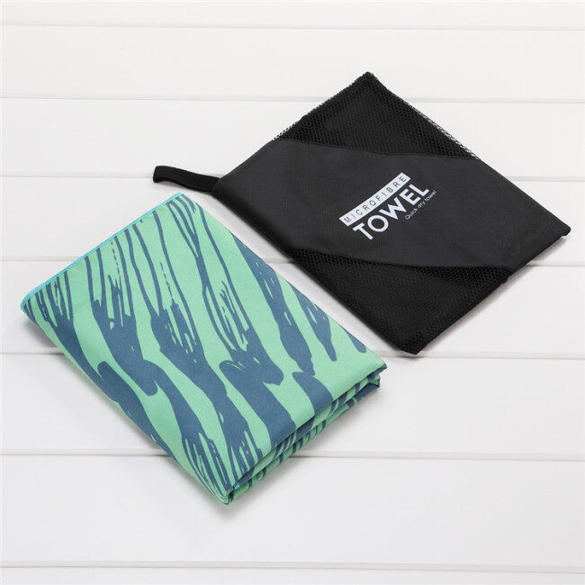 High Quality Print Microfiber Beach Towel With Logo Water Absorption Sand Free Custom Beach Towel