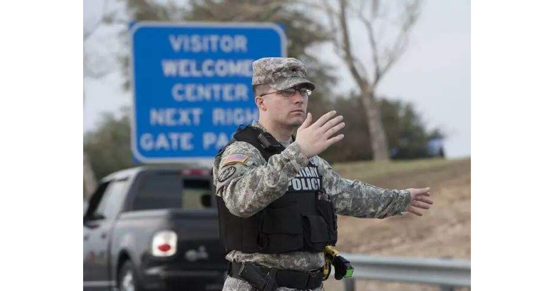 U.S. military police armor-Point Blank R20-D bulletproof vest U.S. military police armor-Point Blank R20-D bulletproof vest