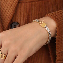 BS4034 Non Tarnish 18K Gold plated Stainless Steel Diamond CZ Baguette Toggle Bracelet Tennis Chain for Women