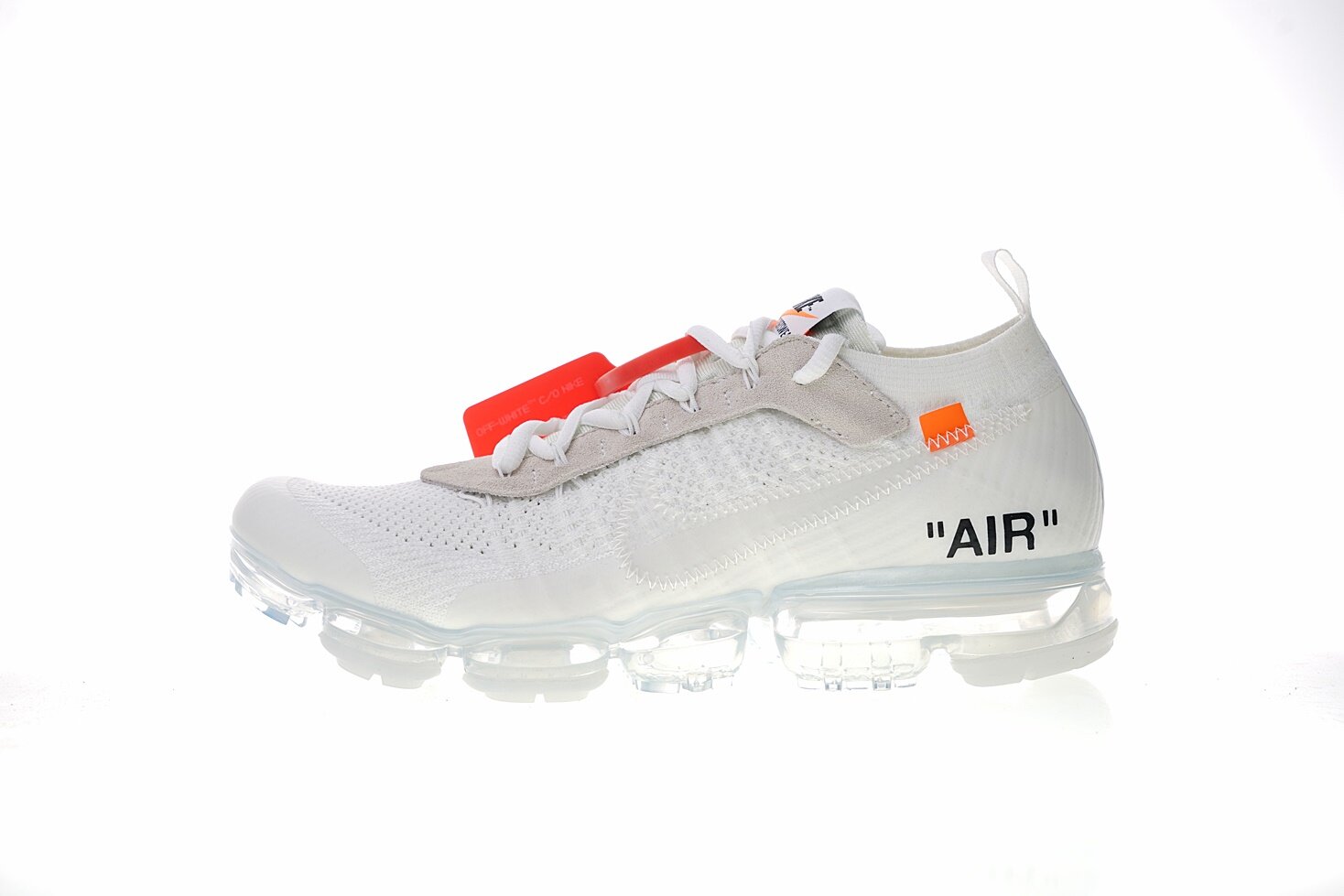 triple white vapormax womens