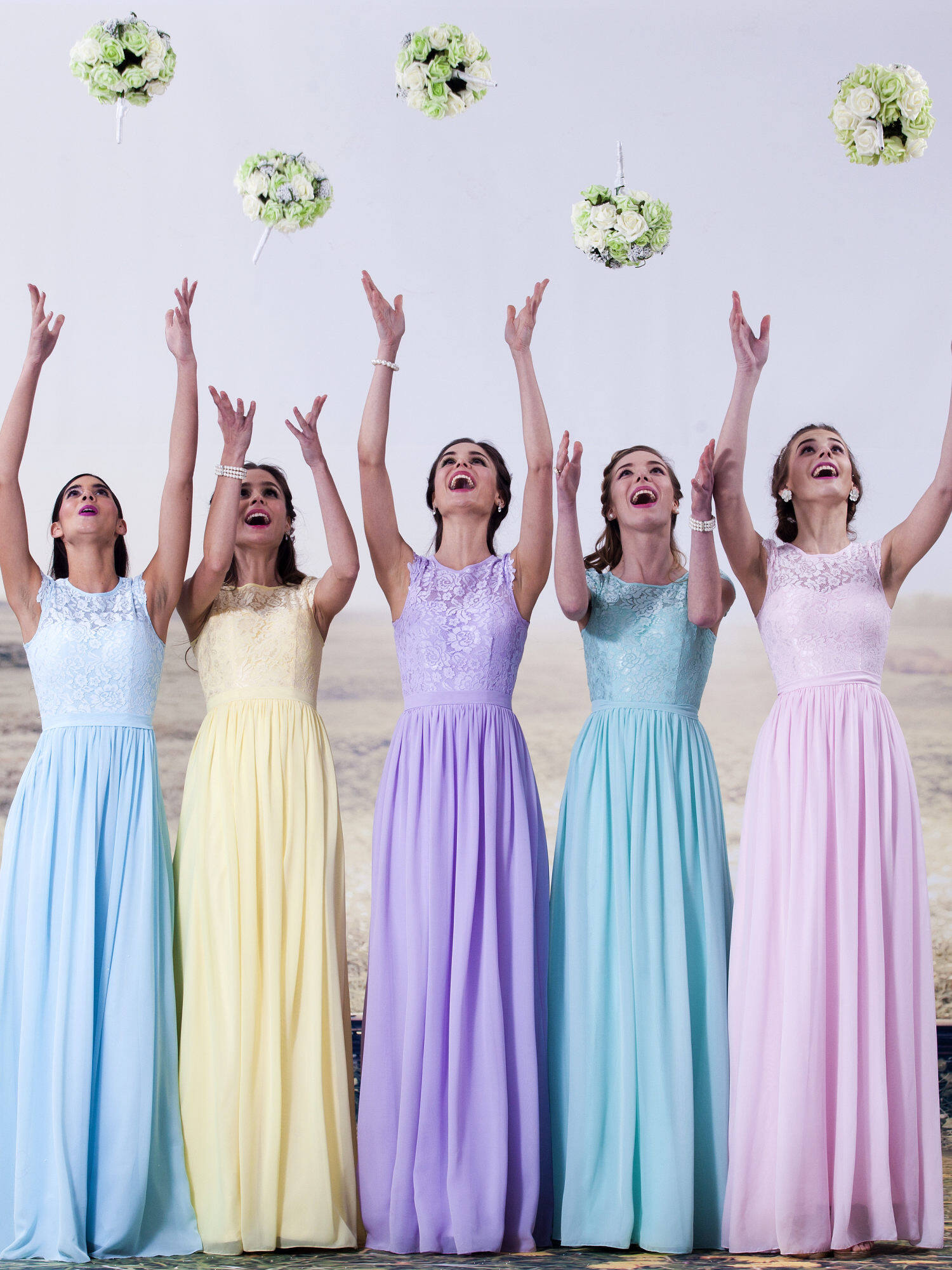 Цвет платьев подружек невесты