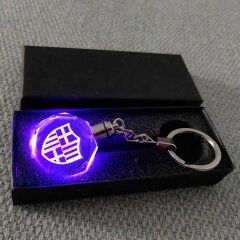 Garantía de crédito Grabado láser 3D personalizado Logotipo del equipo de fútbol Luz LED Llavero de cristal de cristal para regalo de recuerdo