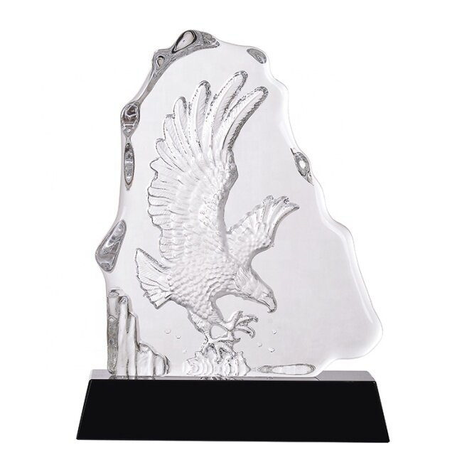Home Desktop Decor 3D Models Animal Flying Crystal Eagle Sculpture For Souvenir Gift