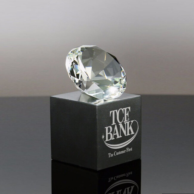 Engraving Large Paper Weights China Trophies For Wholesale Glass Award 3D Block Shape Cubes Crystal Diamond Trophy