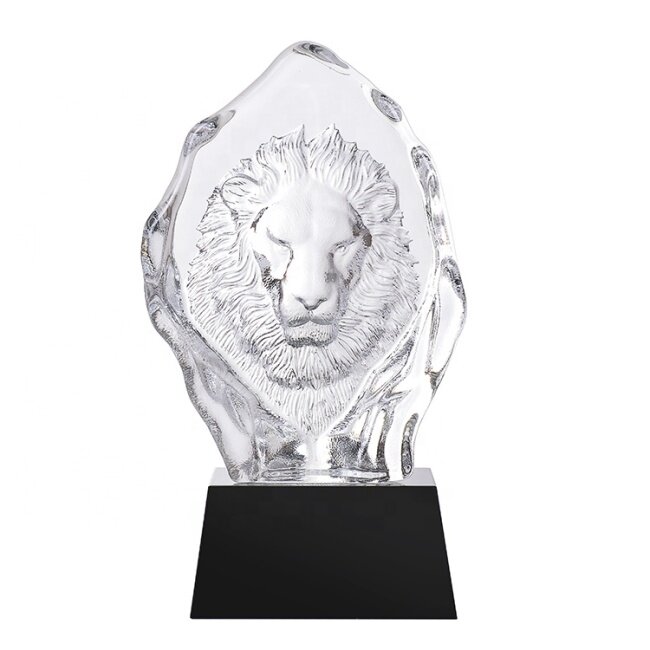 Wholesale Custom Polished Crystal Decoration Pieces Crystal Lion Animal Figurine With Black Base