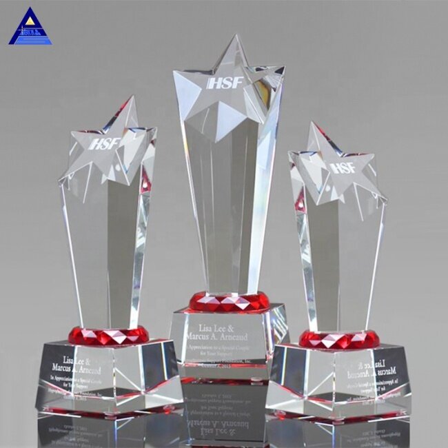 Name Engraving Crystal Star Award Custom Clear Trophy Award For Souvenir