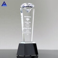 Trofeo de cristal de tema personalizado con forma de diamante de cristal de alta calidad a la venta
